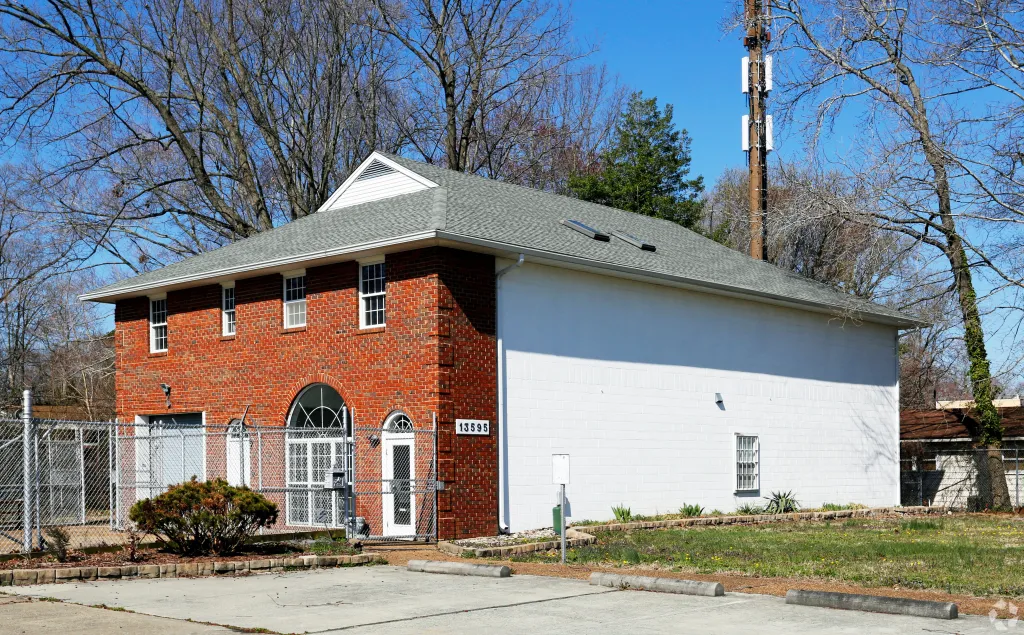 Gourmet Gang leases spot in Suffolk