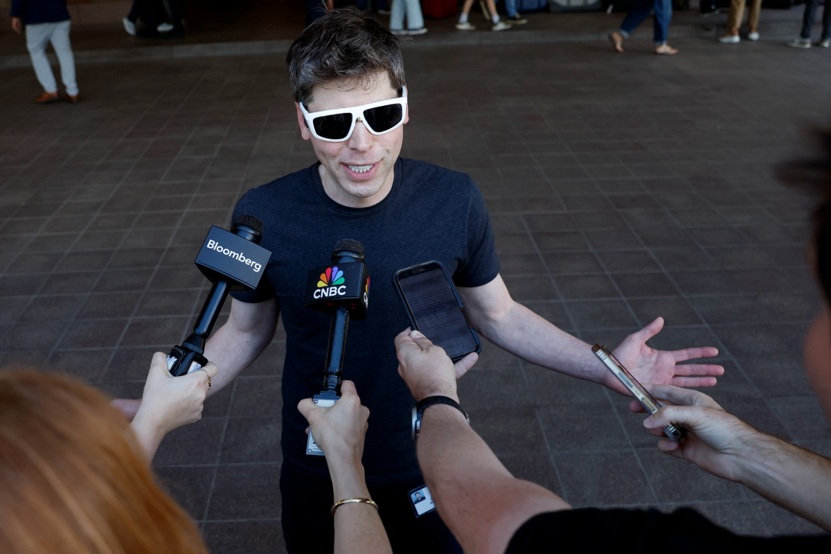 AI bubble fears deepen as Altman denies state support demands