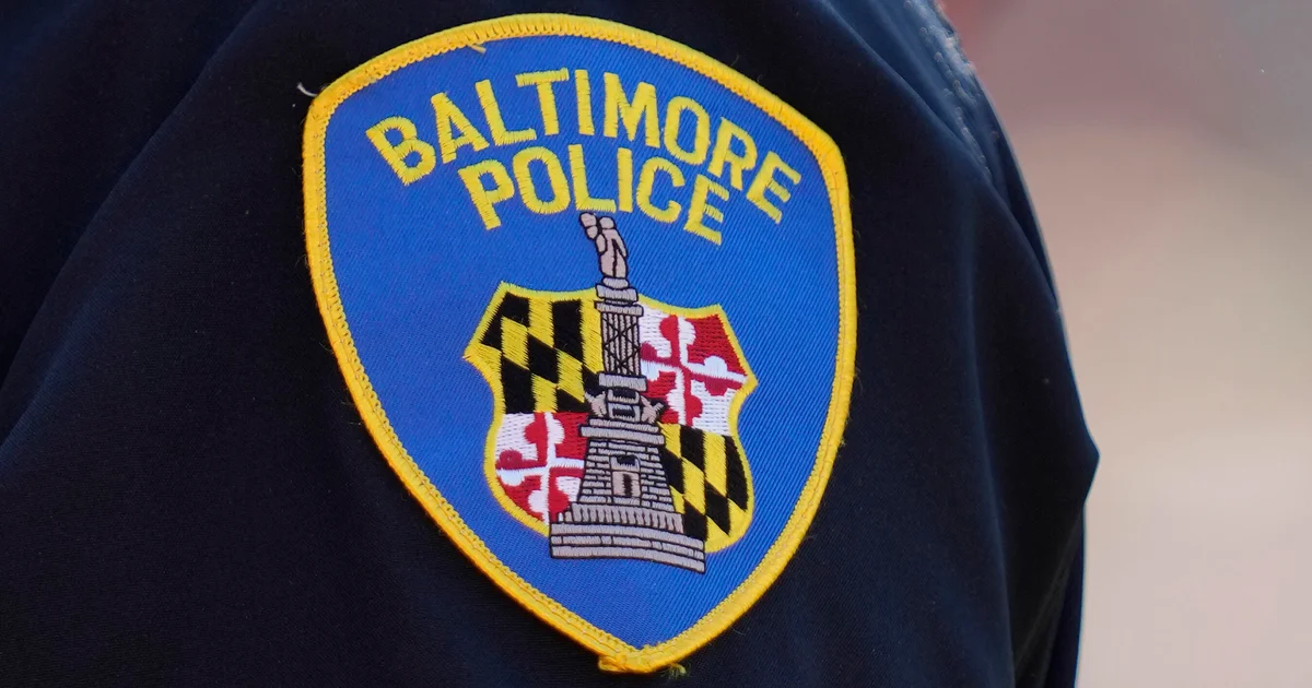 2 vehicles stolen from Baltimore auto shop after suspects ram into garage door