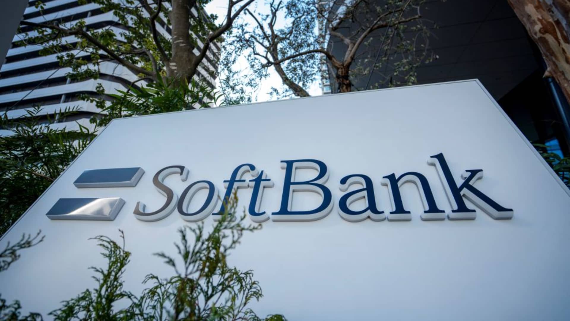SoftBank earnings report 2Q