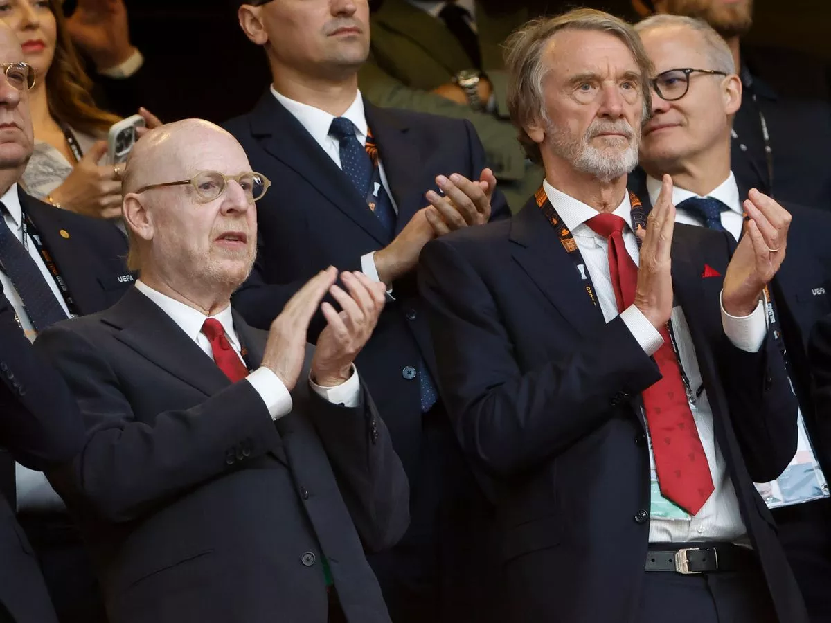 Man United news as David Beckham celebrates and Glazers' position on takeover emerges