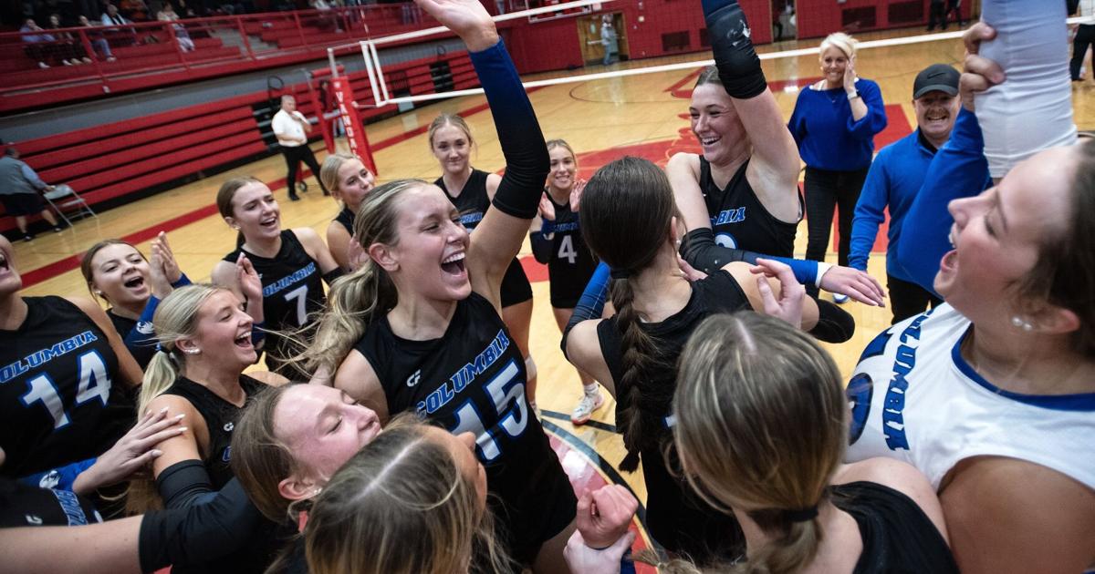 Mathews sisters help Columbia sweep Rochester for 1st state tournament berth in 20 years