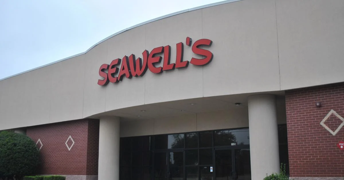 Dozens of upscale townhomes planned near Willy B, would displace venue space