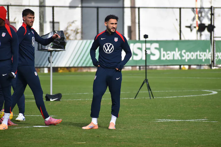 Tyler Adams scratched from USMNT roster with head injury