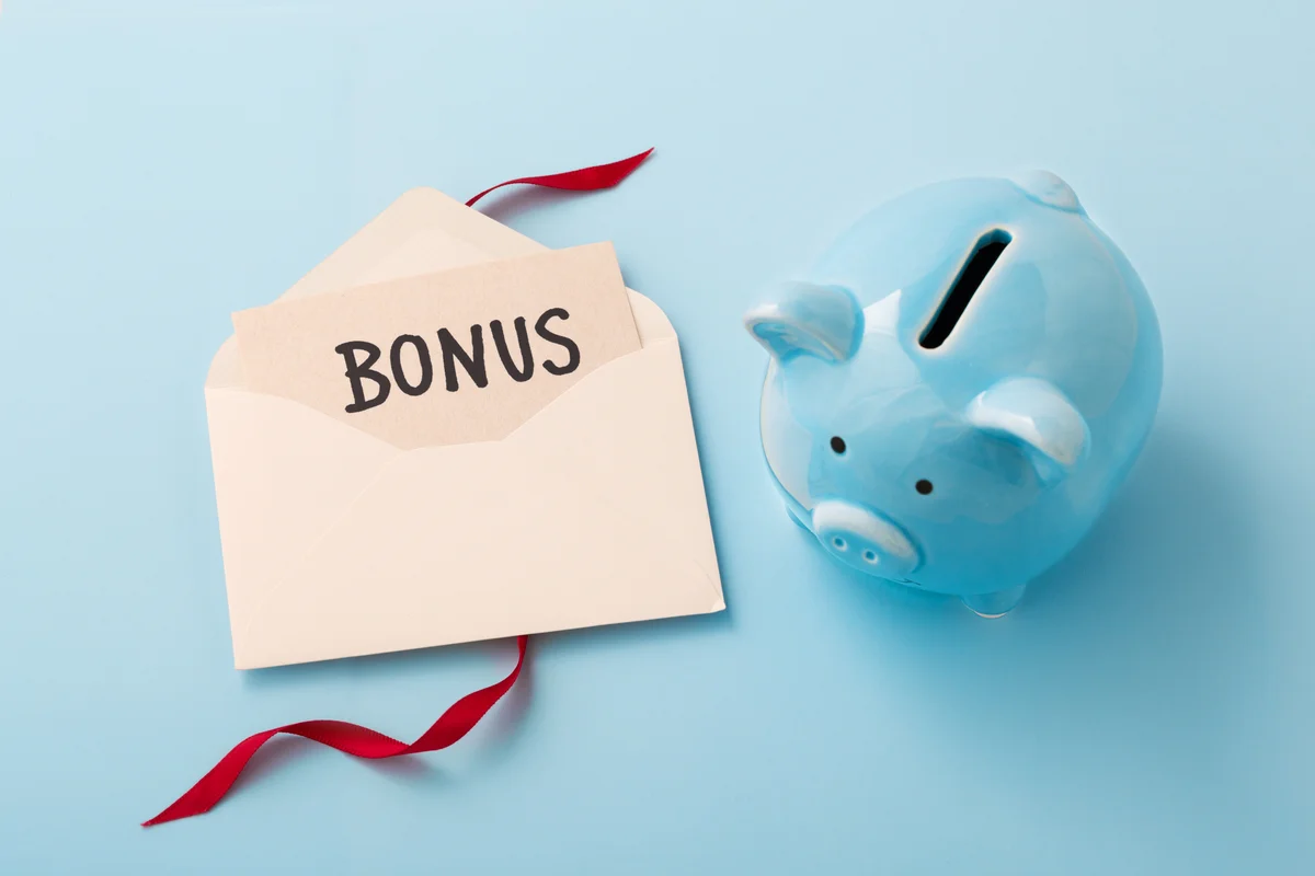 Five brilliant ways to use your end-of-year bonus