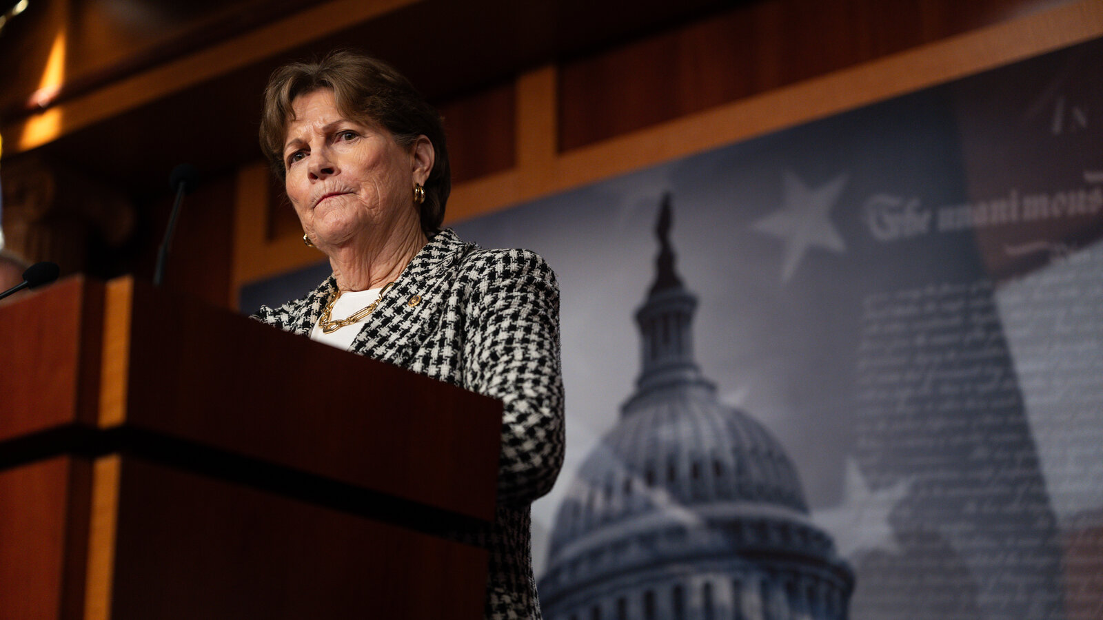 Jeanne Shaheen Faces Shutdown Blowback From Her Daughter