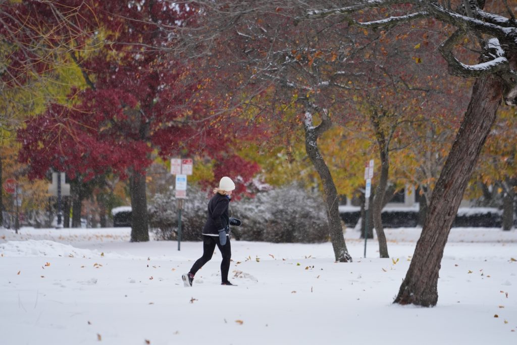 Arctic air hits much of U.S. in season’s first blast of frigid air