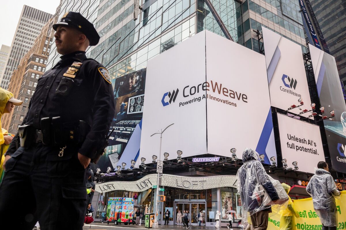 CoreWeave Revenue Tops Estimates in Sign of Surging AI Demand