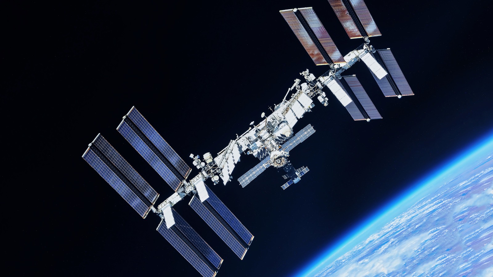 NASA Says Goodbye To The ISS - Say Hello To Privately Owned Space Stations