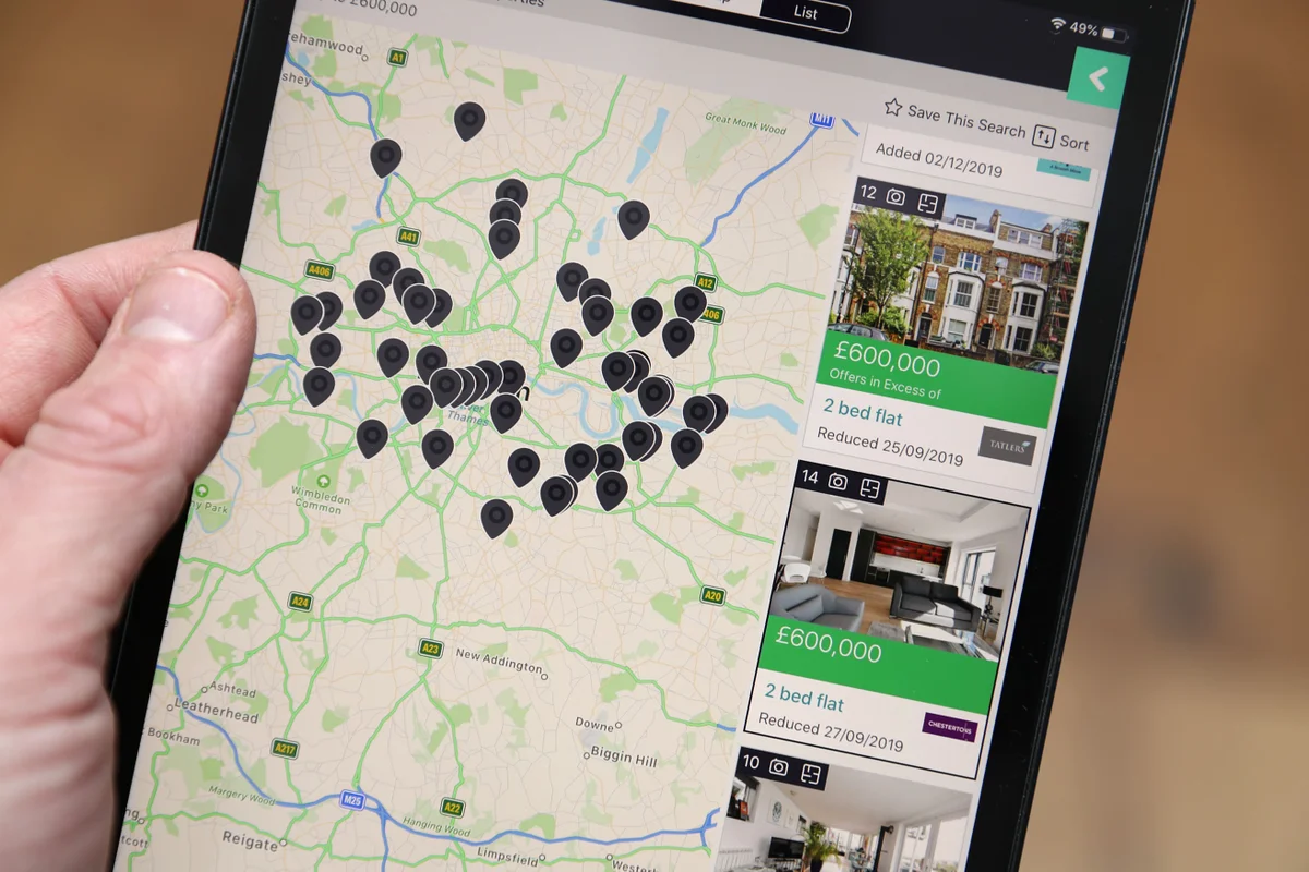 Rightmove shares plummet amid AI spending plans