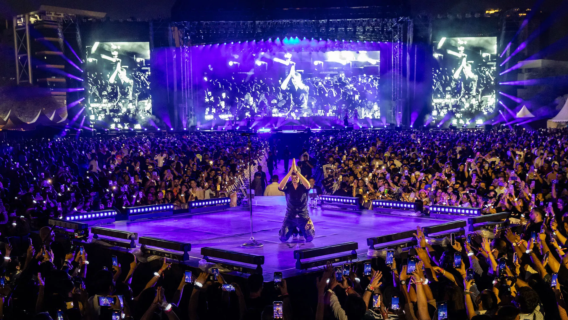 Catching Enrique live in Mumbai today? 10 do’s and don’ts to keep in mind for before, during, and after the concert