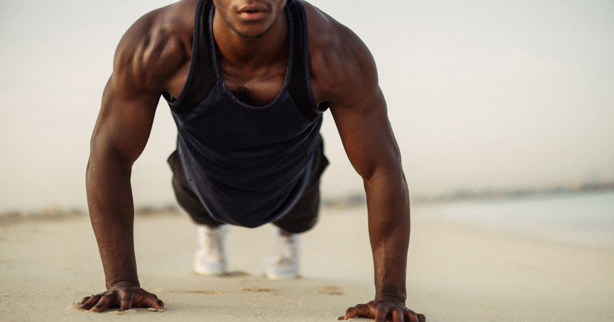 How to Train Around Shoulder Pain the Right Way