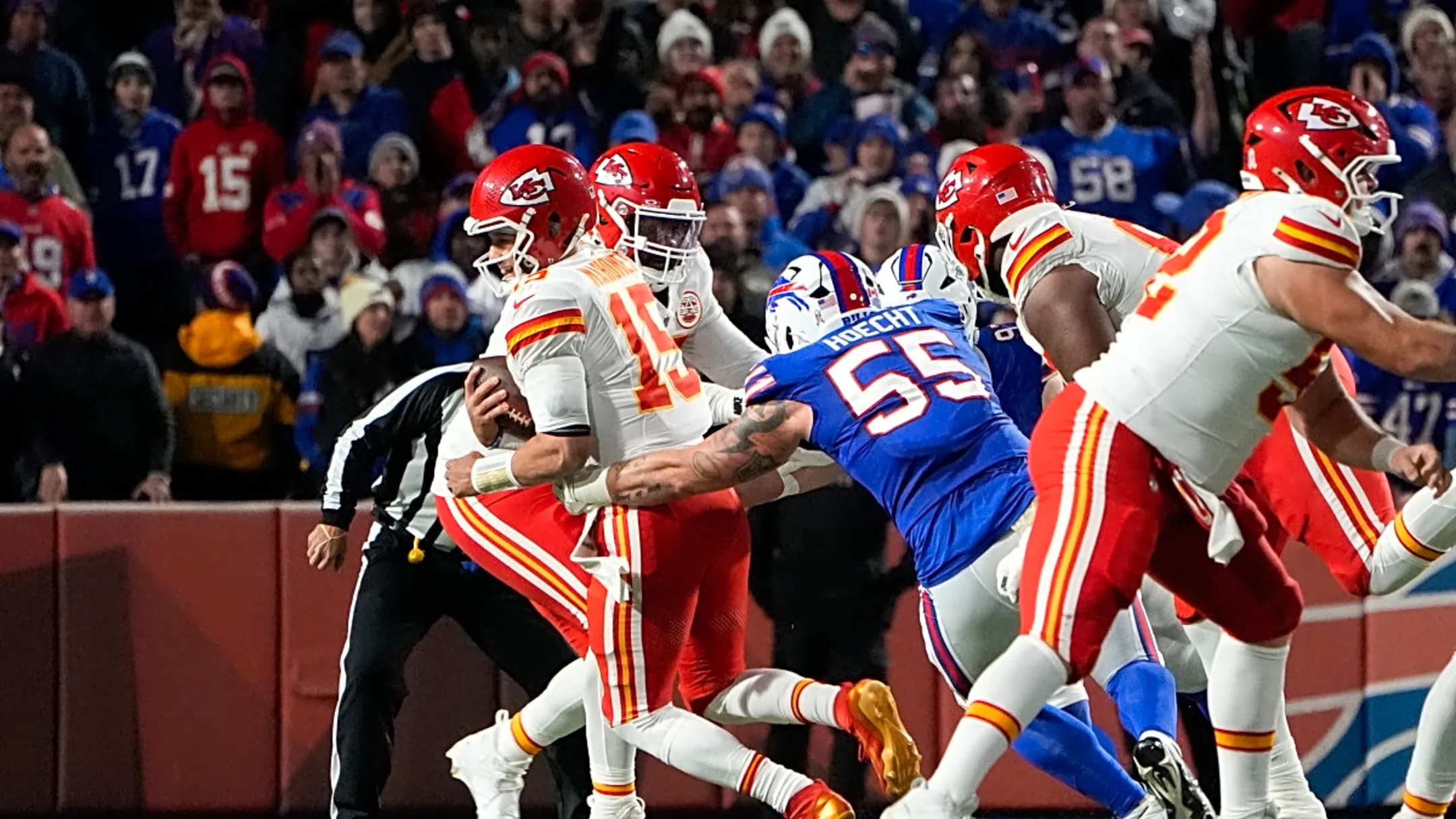 Michael Hoecht made lemonade out of lemons in win over Chiefs, endearing himself to Bills Mafia forever