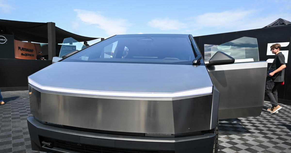 Tesla has more bad news for Cybertruck lovers