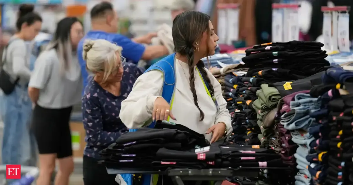 US consumer sentiment gloomiest in more than three years: Survey
