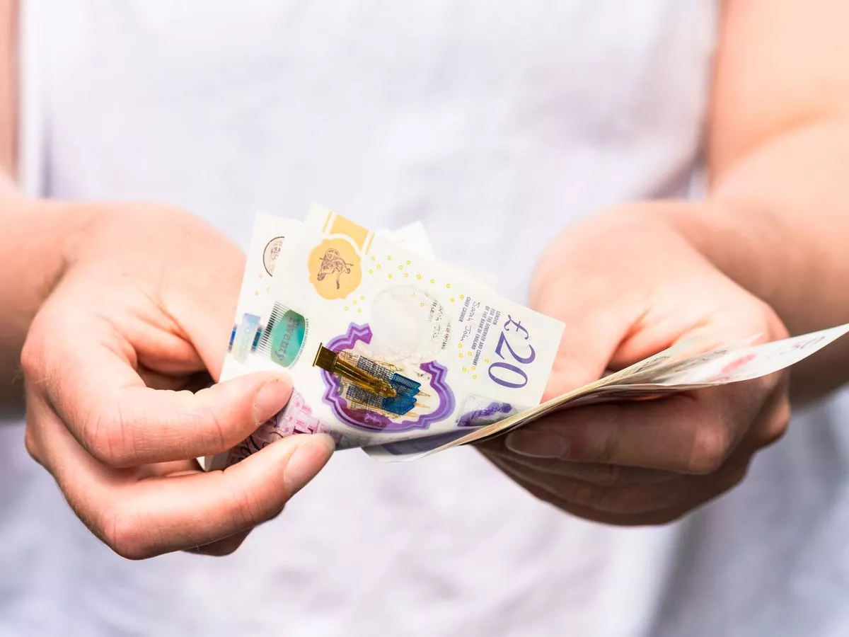 Lloyds Bank wants to give customers £250 - how to claim