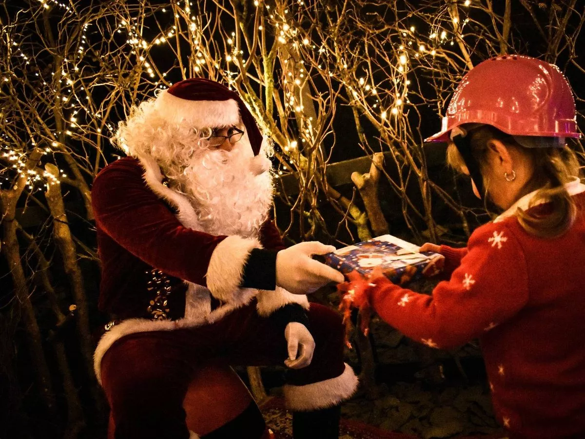 Christmas 2025 events in Wales you should be booking right now