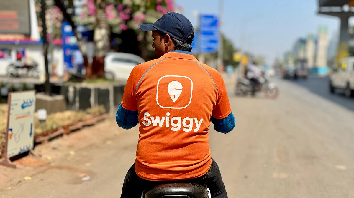 Swiggy Gets Board Nod To Raise Rs 10,000 Crore Amid Tight Q-Commerce Race