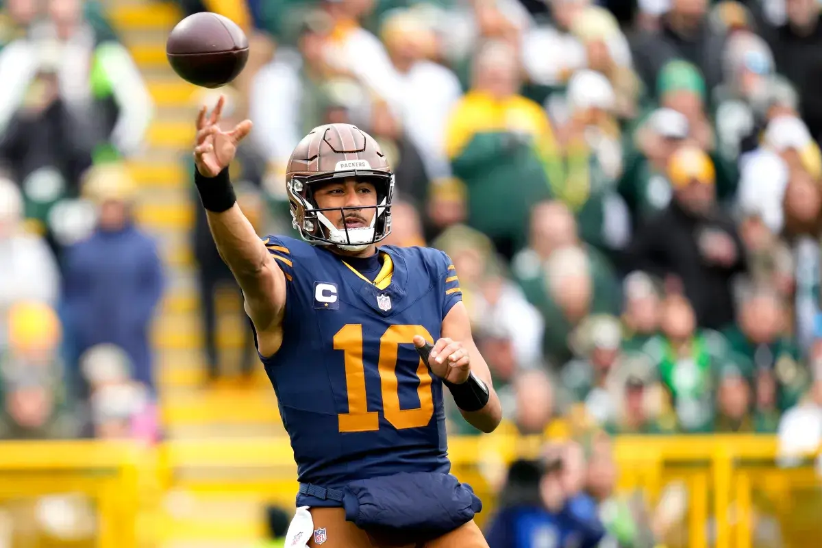 Betr Promo Code NEWSWEEK: Claim $210 Bonus For Eagles vs. Packers MNF