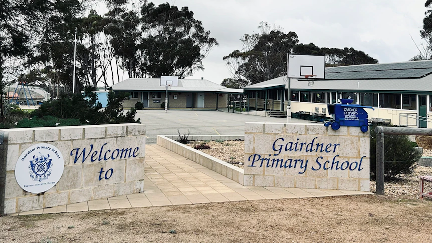 School with a principal but no students faces closure