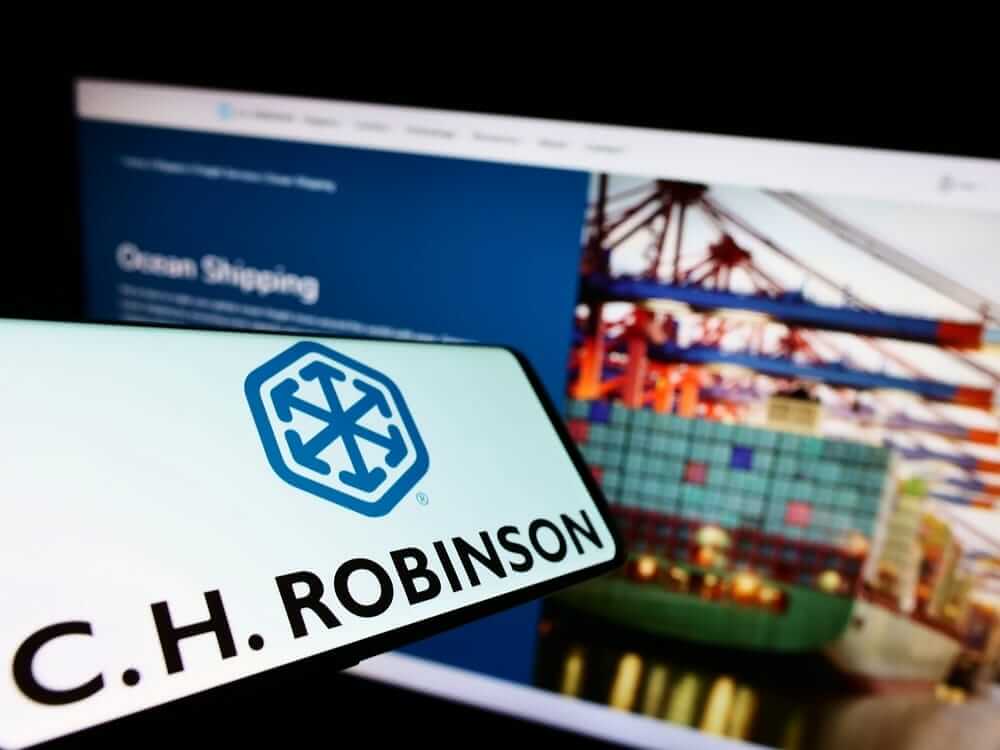 C.H. Robinson Stock Outlook: Is Wall Street Bullish or Bearish?