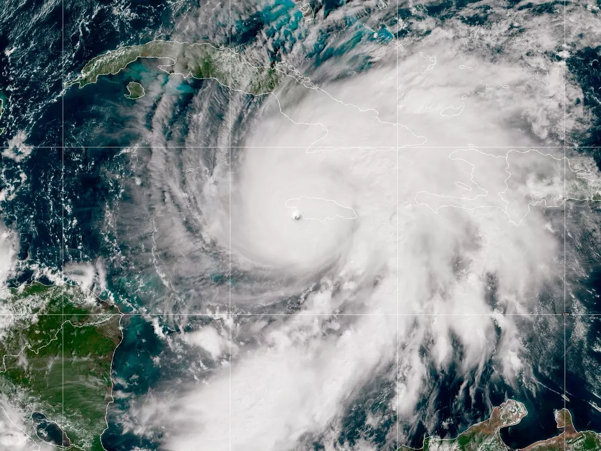 Met Office explains how Hurricane Melissa could affect the weather in Wales