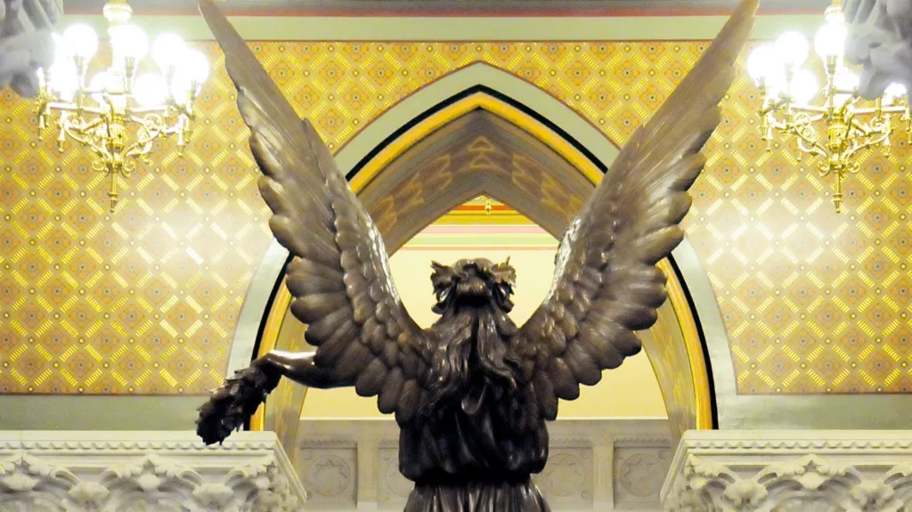 Swelling CT revenues could prompt increased response to federal cuts