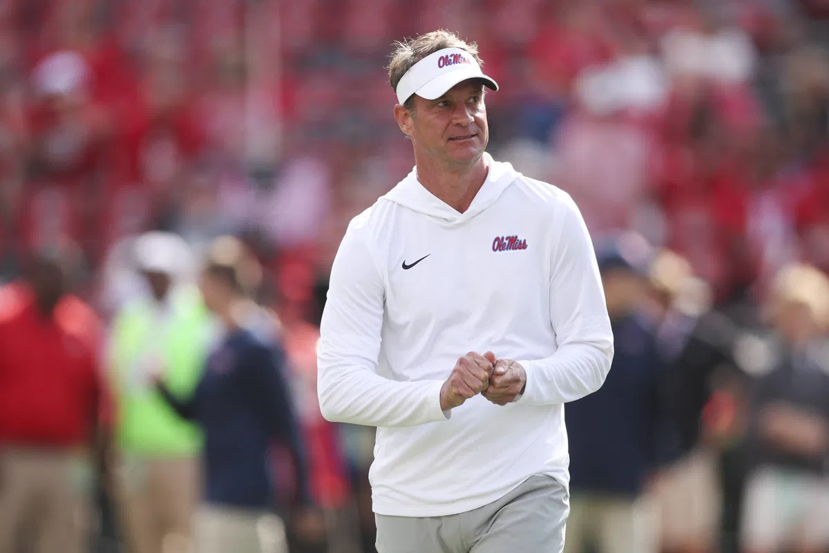 Lane Kiffin Sets Clear Boundaries in Family as Son Knox Chases Big College Football Decision
