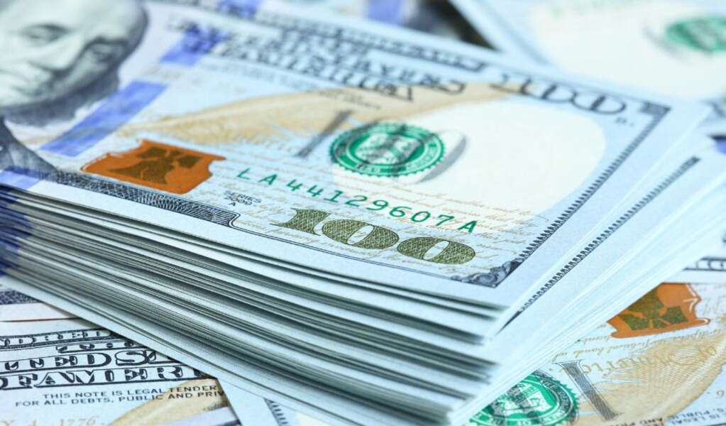 Forex: $160.90 to one US dollar