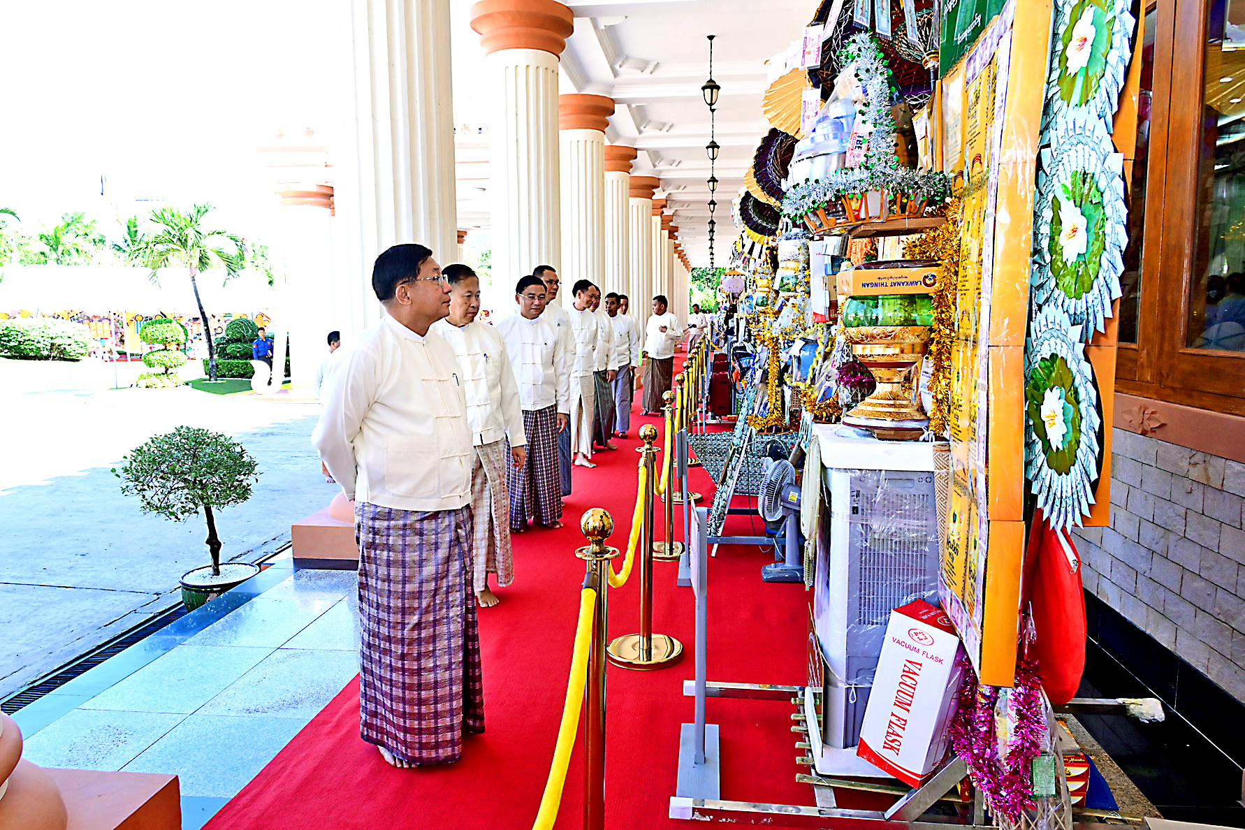 Families of Office of Commander-in-Chief (Army, Navy and Air) hold Maha Communal Kathina ceremony for 2025