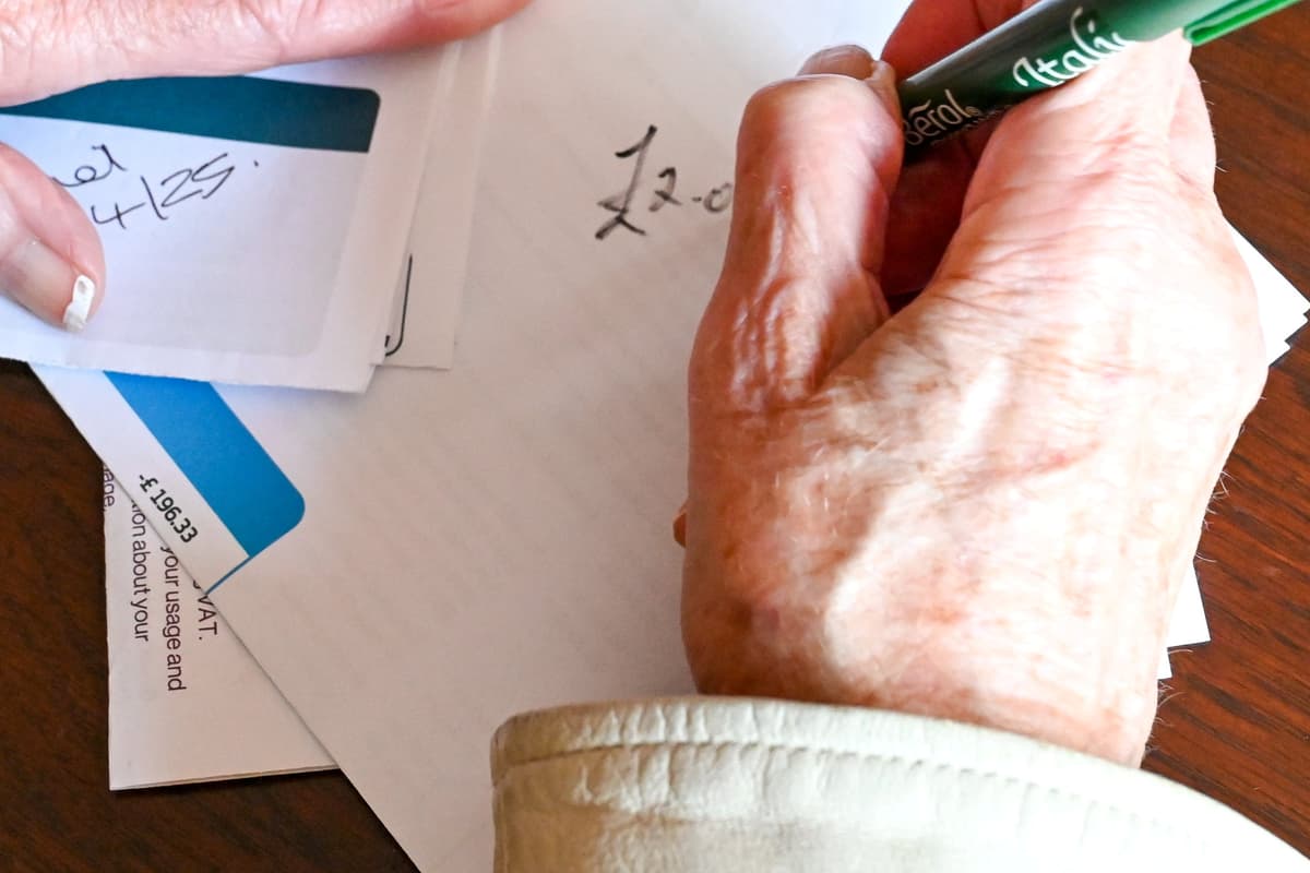 The typical self-employed worker spends 17 hours a month on business admin