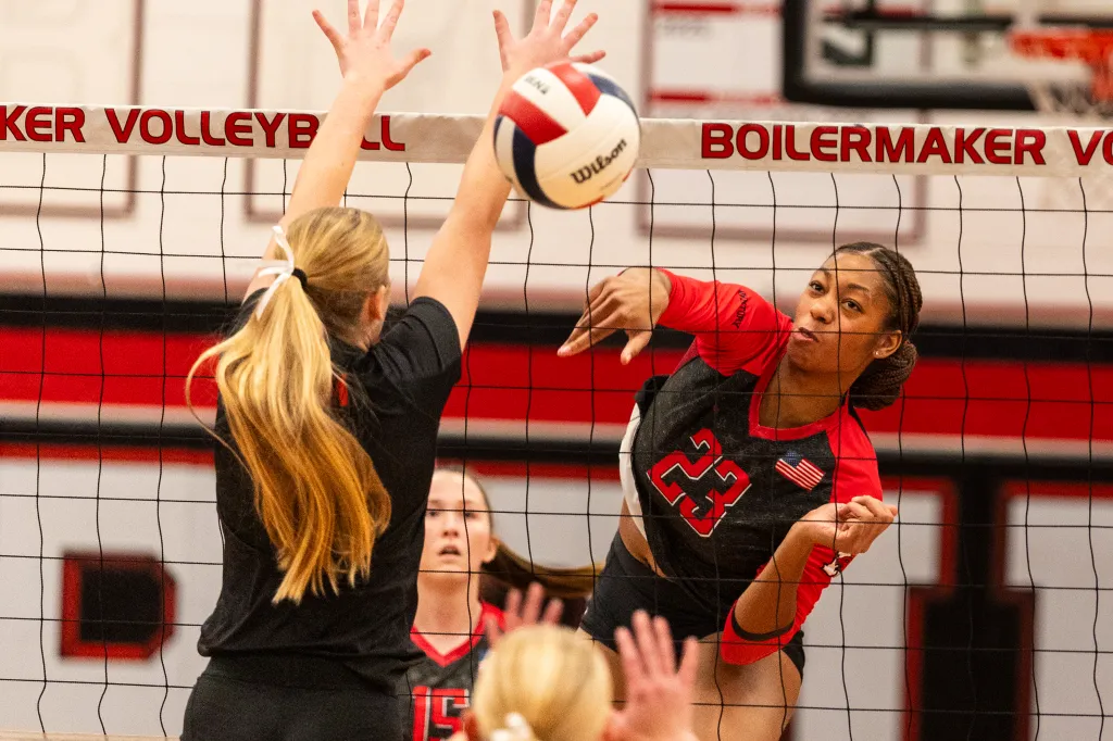 Cassidy Cage, Marist oust Normal Community