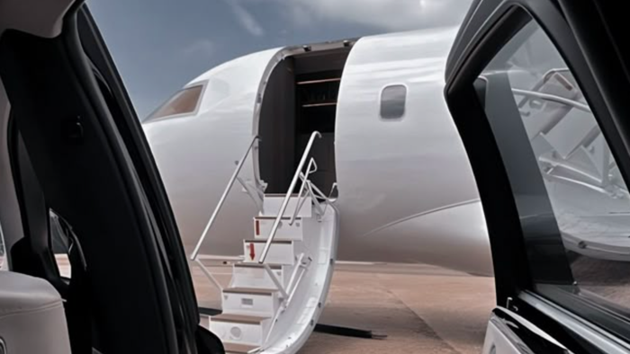 Trump Floats $10k Bonus To 'Patriotic' Air Traffic Controllers As FAA Freezes Private Jet Travel At 12 Major Airports