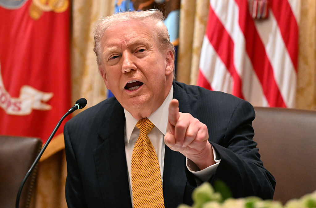 Trump Sends Loyalist Sergio Gor to India Amid Trade and Oil Tensions