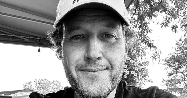 “The Work Is Going to Get Sh*tty”: Aaron Starkman on Anxiety, AI, and Independent Creativity