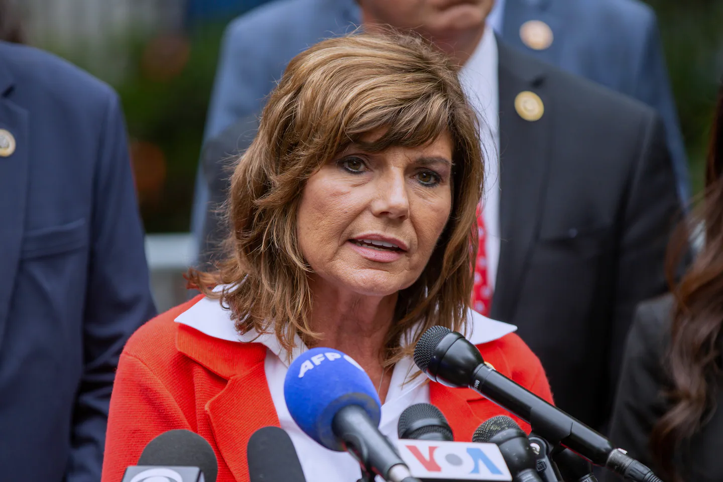 Trump pardons husband of Representative Diana Harshbarger of Tennessee