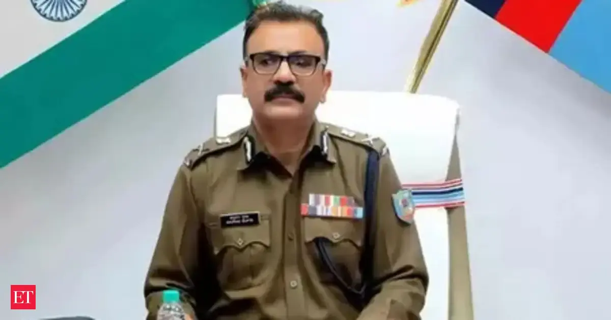 Jharkhand DGP Gupta takes VRS amid Centre-State tussle