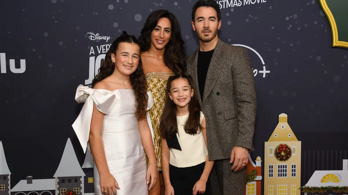 Kevin Jonas’s daughters appear in new Christmas movie