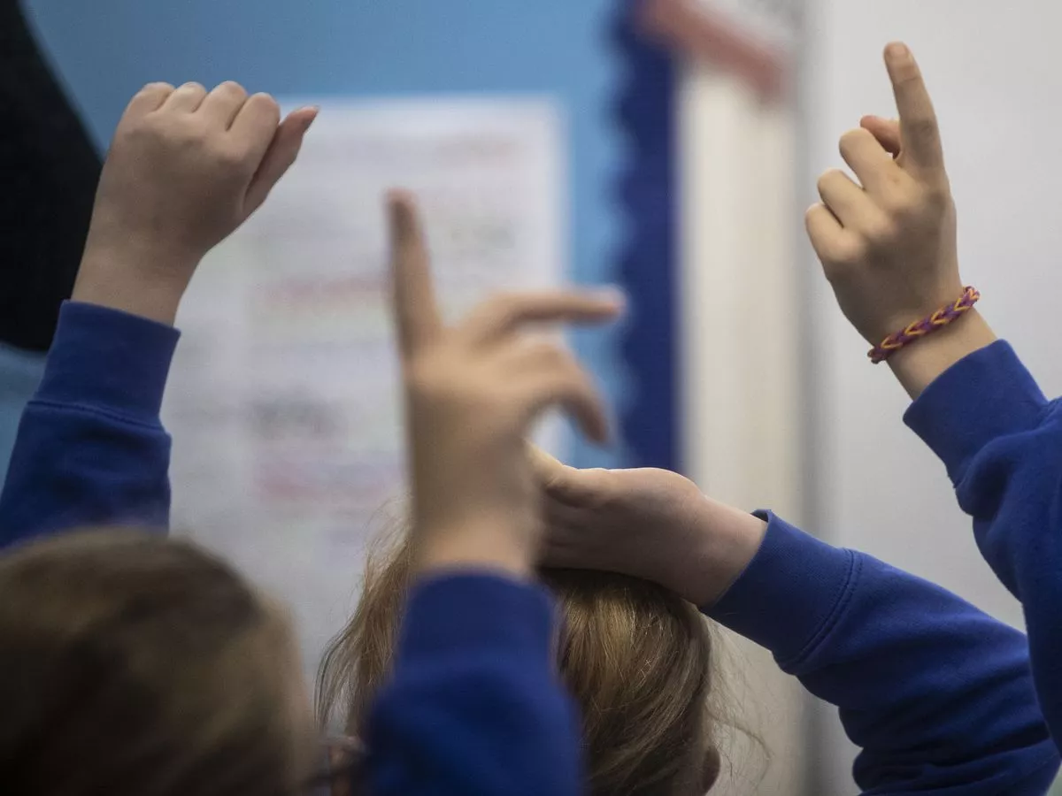 Primary school children in Wales are vaping, new study shows