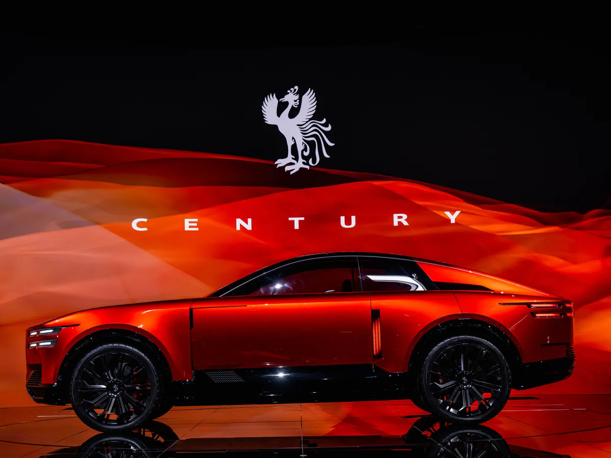 Toyota enters luxury coupe market with Century Coupe