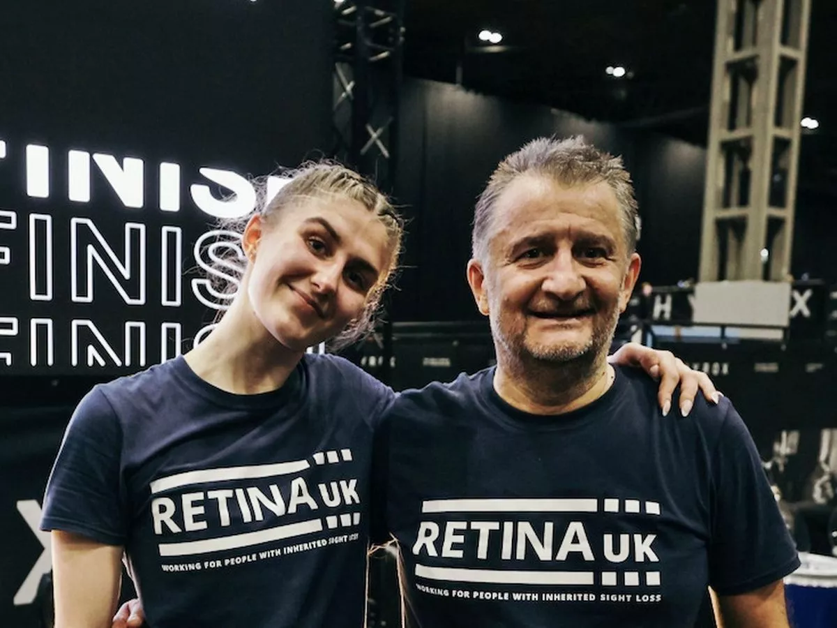 Blind dad and daughter take on gruelling fitness challenge together