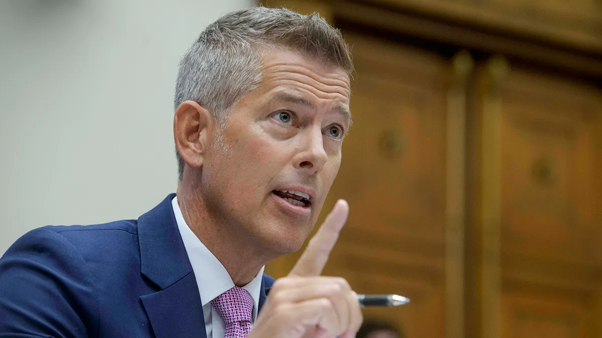 WATCH LIVE: Sean Duffy to give air travel update at O’Hare Airport