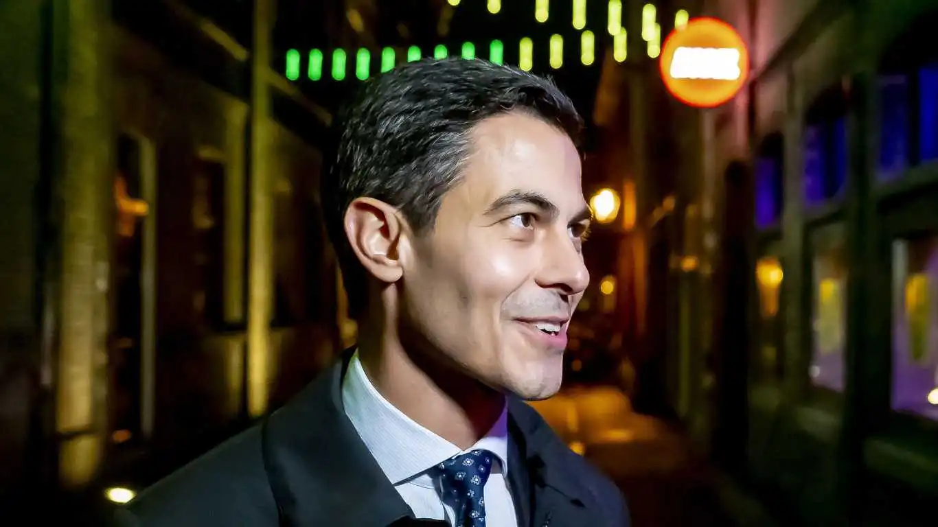 Netherlands set to get first-ever gay prime minister after far-right party suffers big losses
