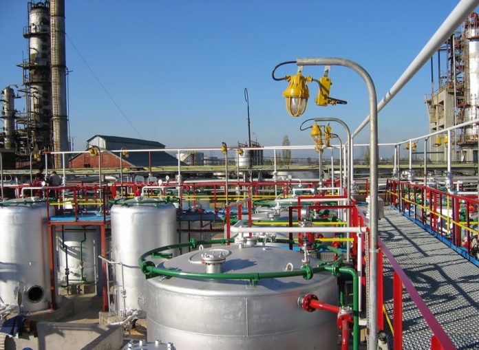 The only hexane producer in Romania, the Vega refinery, exports its products to countries in the whole world