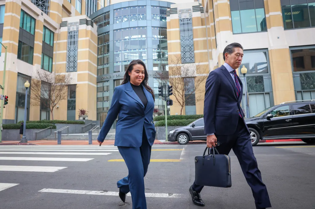 Ex-Oakland mayoral staffer prepares lawsuit alleging wrongful termination