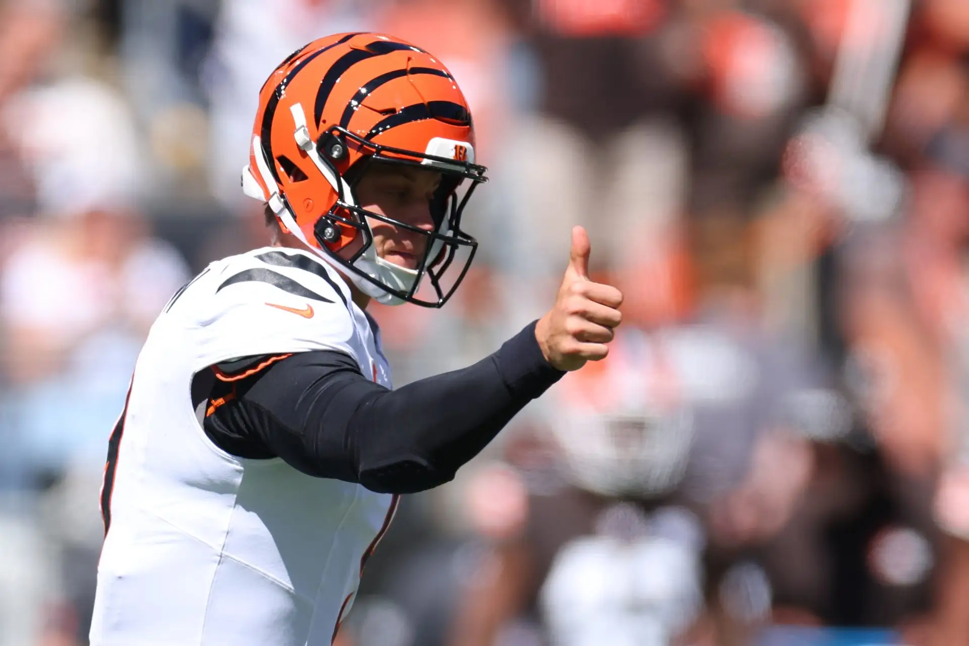 NFL Insider: Bengals' Joe Burrow Might Return to Face Patriots