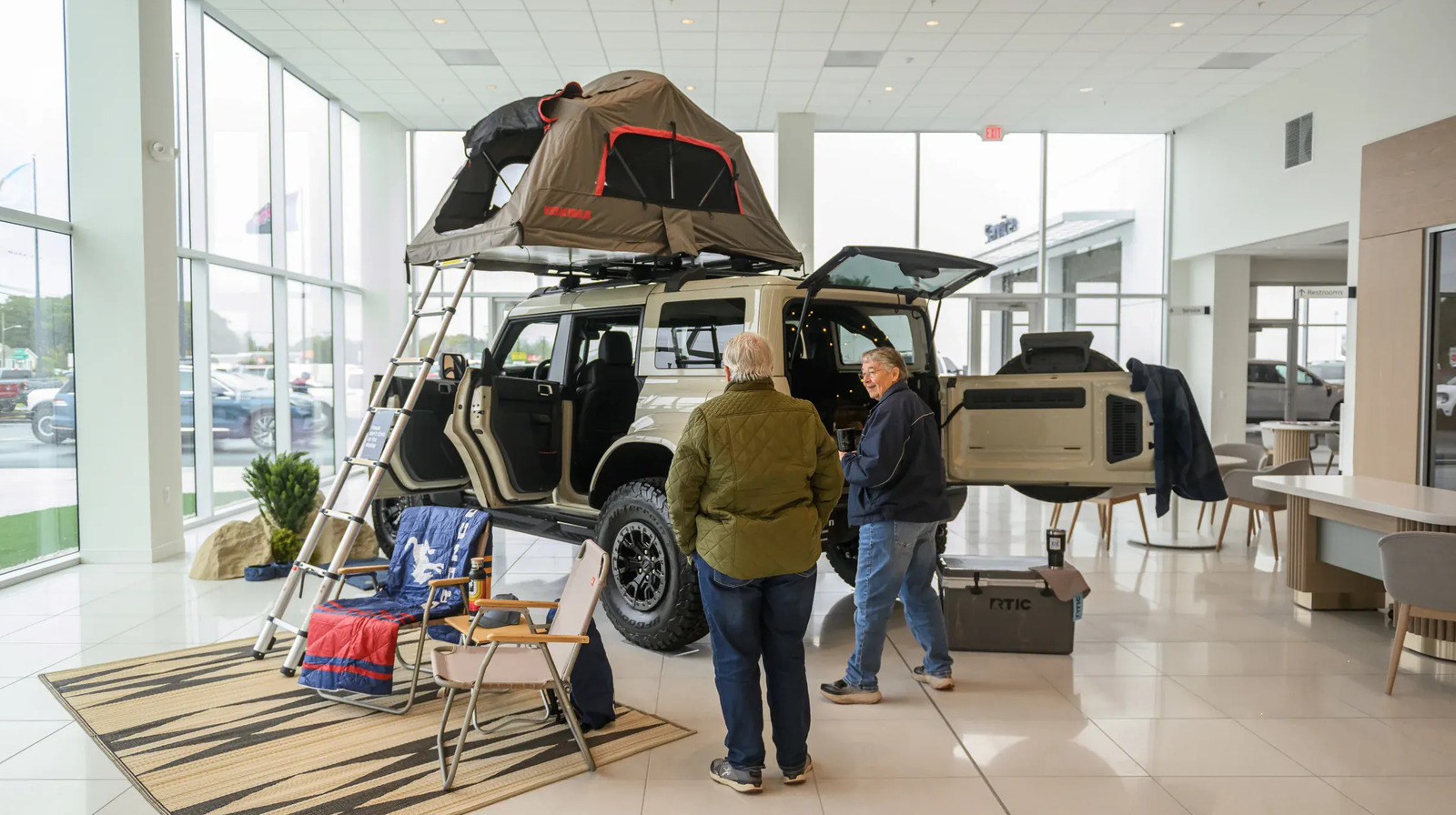 Ford Is Making Major Changes To Its Dealerships, And Every Automaker Would Be Wise To Follow Suit