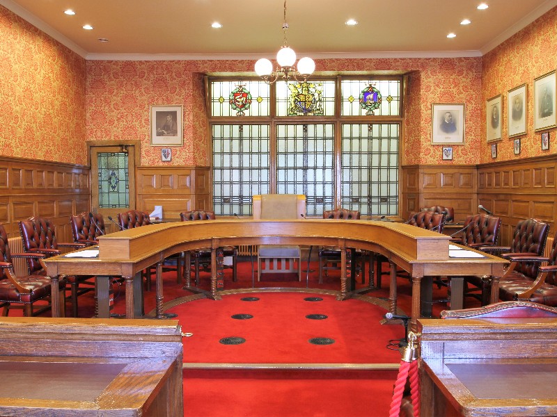 Select Committee outlines potential consequences of removing Bishop's vote