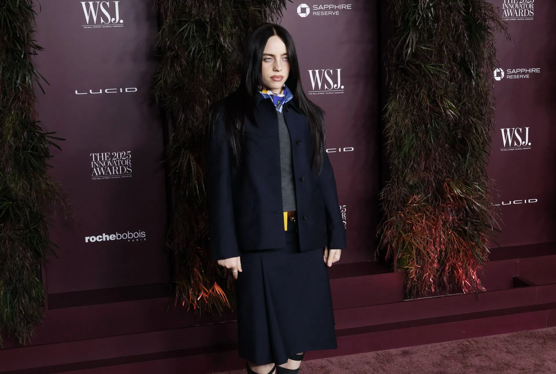 "She’s doing more than our president" - Internet reacts to Billie Eilish donating $11.5M from her tour proceeds to support food equity & other causes