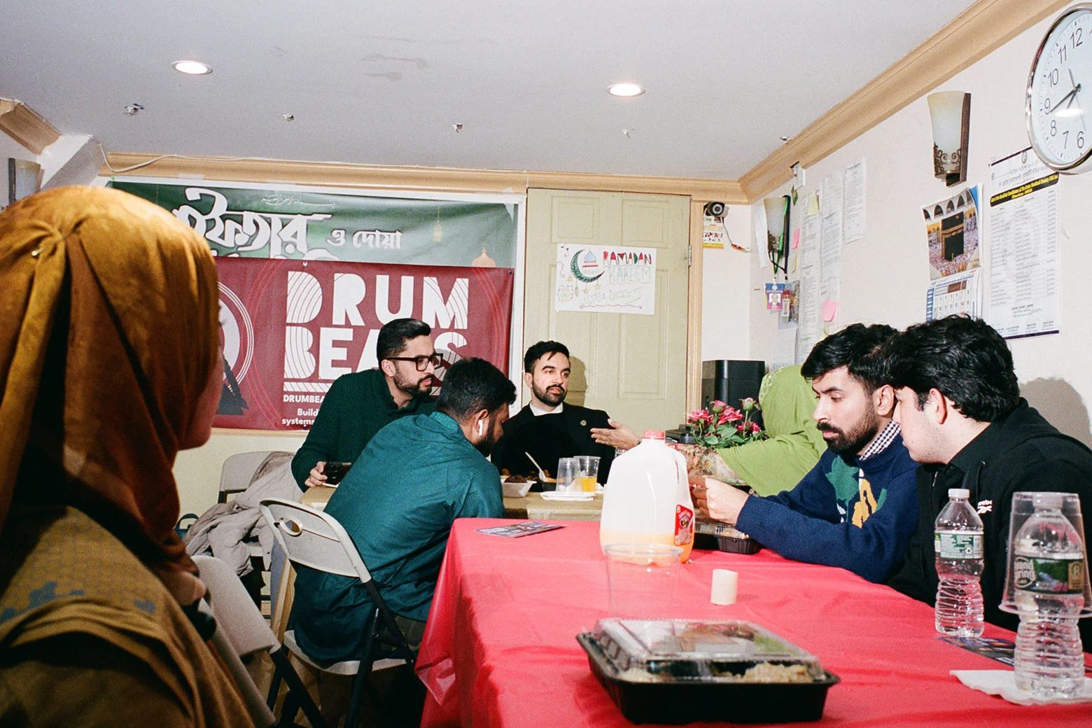 trail photographer explains what he saw.